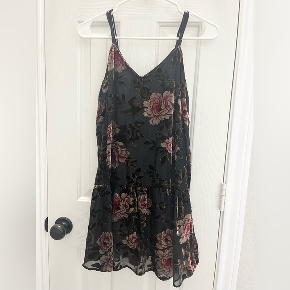 American Eagle Outfitters Sleeveless Velvet Dress - Picture 2 of 2